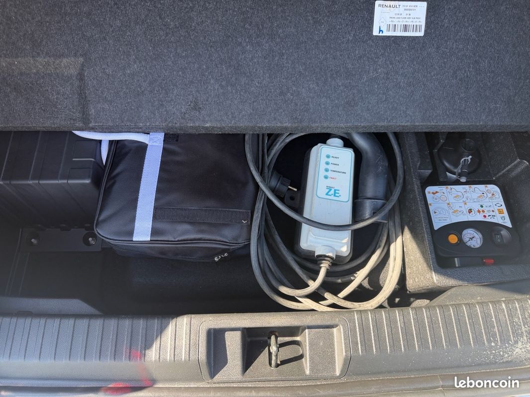 RENAULT CAPTUR II 1.6 E-TECH PLUG-IN 160 INTENS Camera de recul Gps Climatisation automatique Garantie 12 mois (image 12)