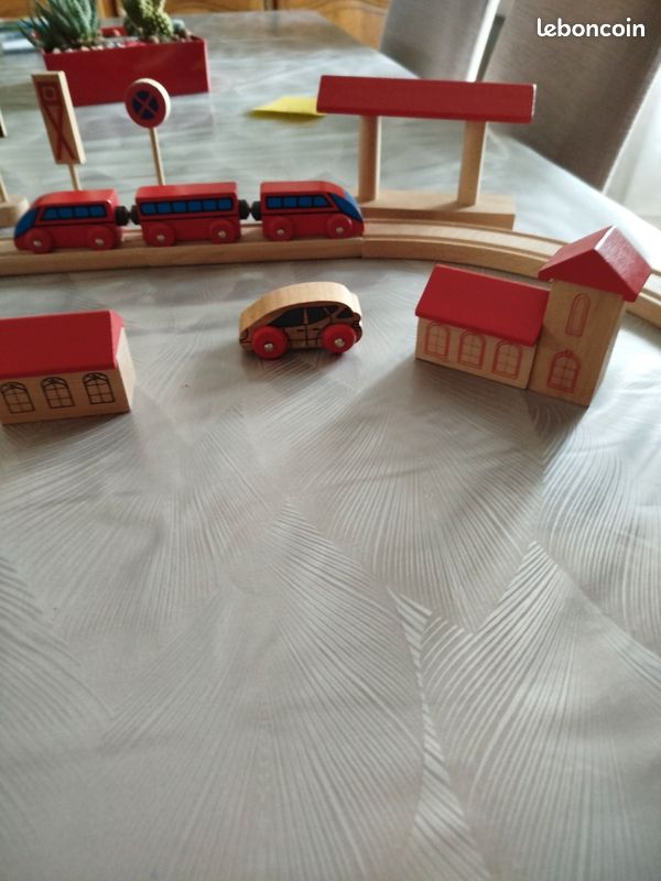 Lot de jouets en bois - jeux de construction (image 8)