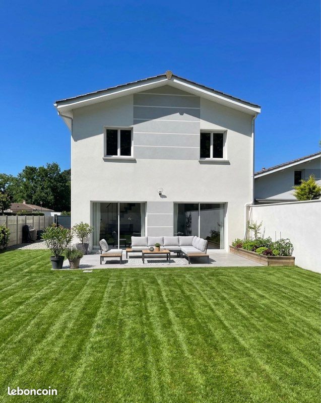 Maison 6 pièces 155 m² · à Saint-Jean-d'Illac · 155 m² · 460 000 €