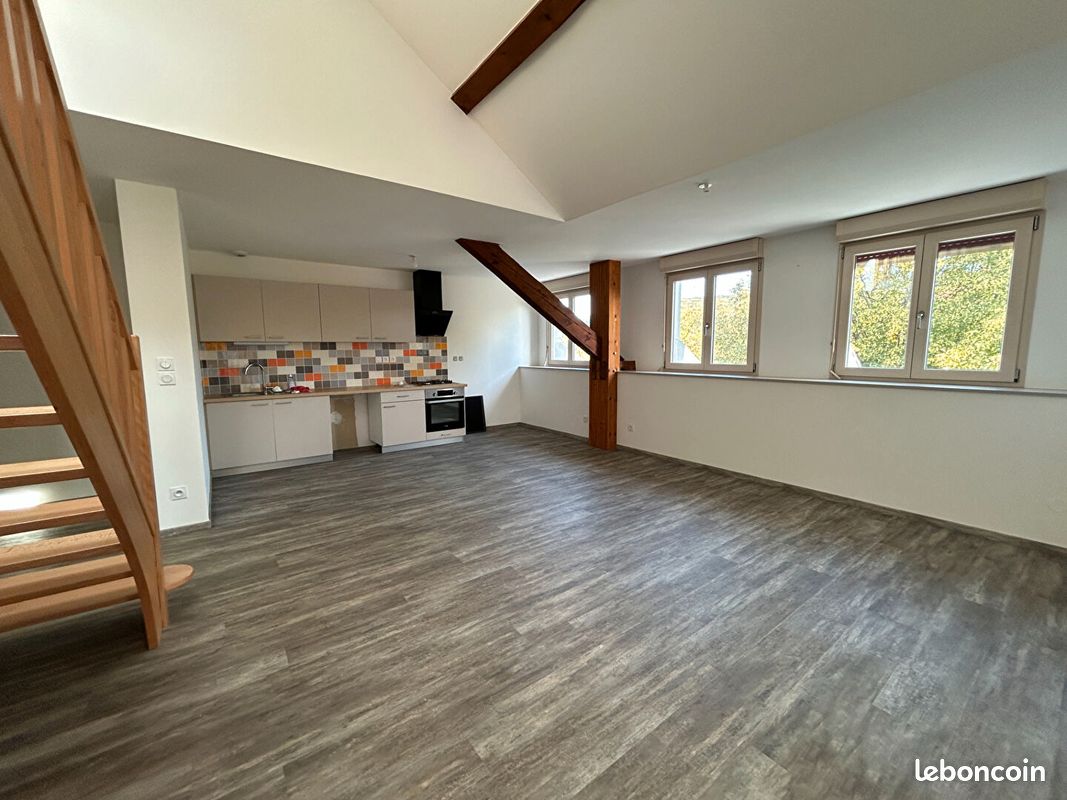 Appartement 4 pièces 97 m² · à Boussières · 97 m² · 840 €/mois