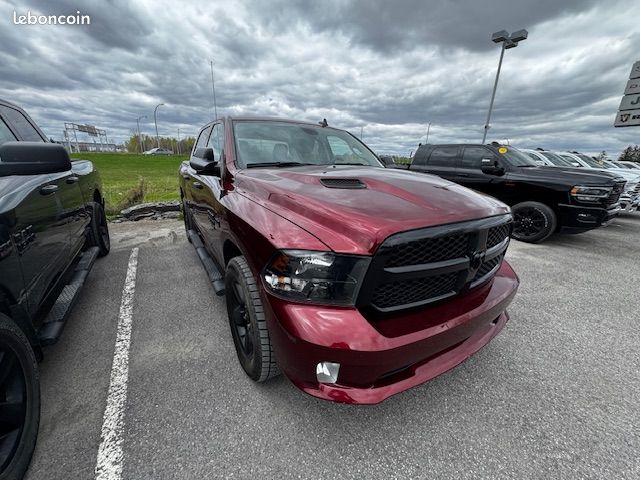 Ram 1500 classic night edition 5.7 4x4 59000 km 1 ere main tva (image 1)