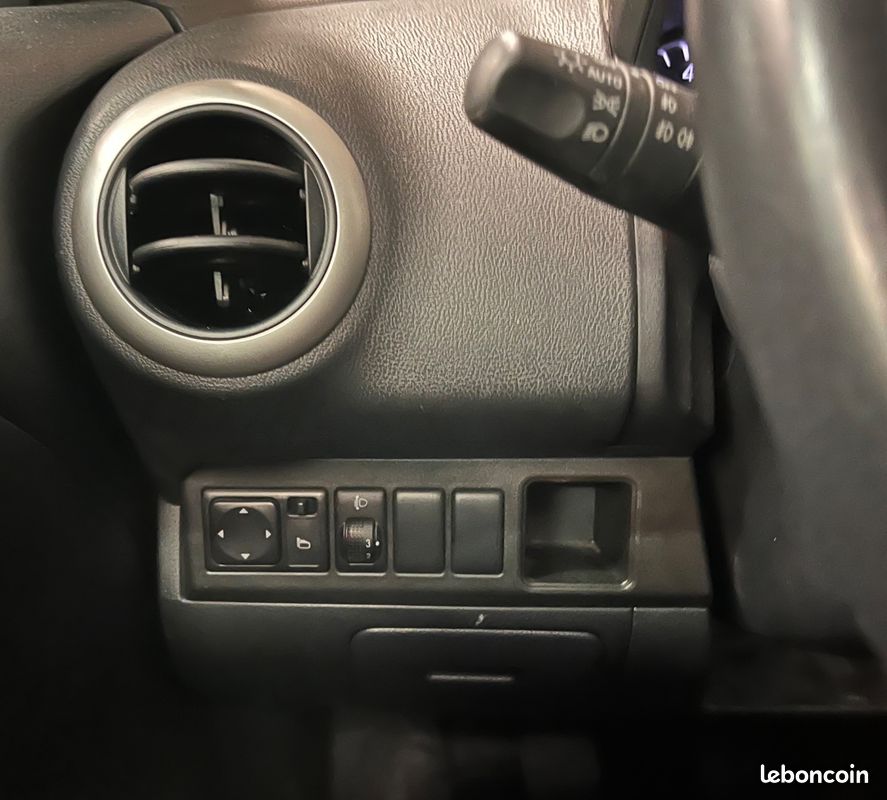 Nissan note 1.4 90 ch acenta (image 16)
