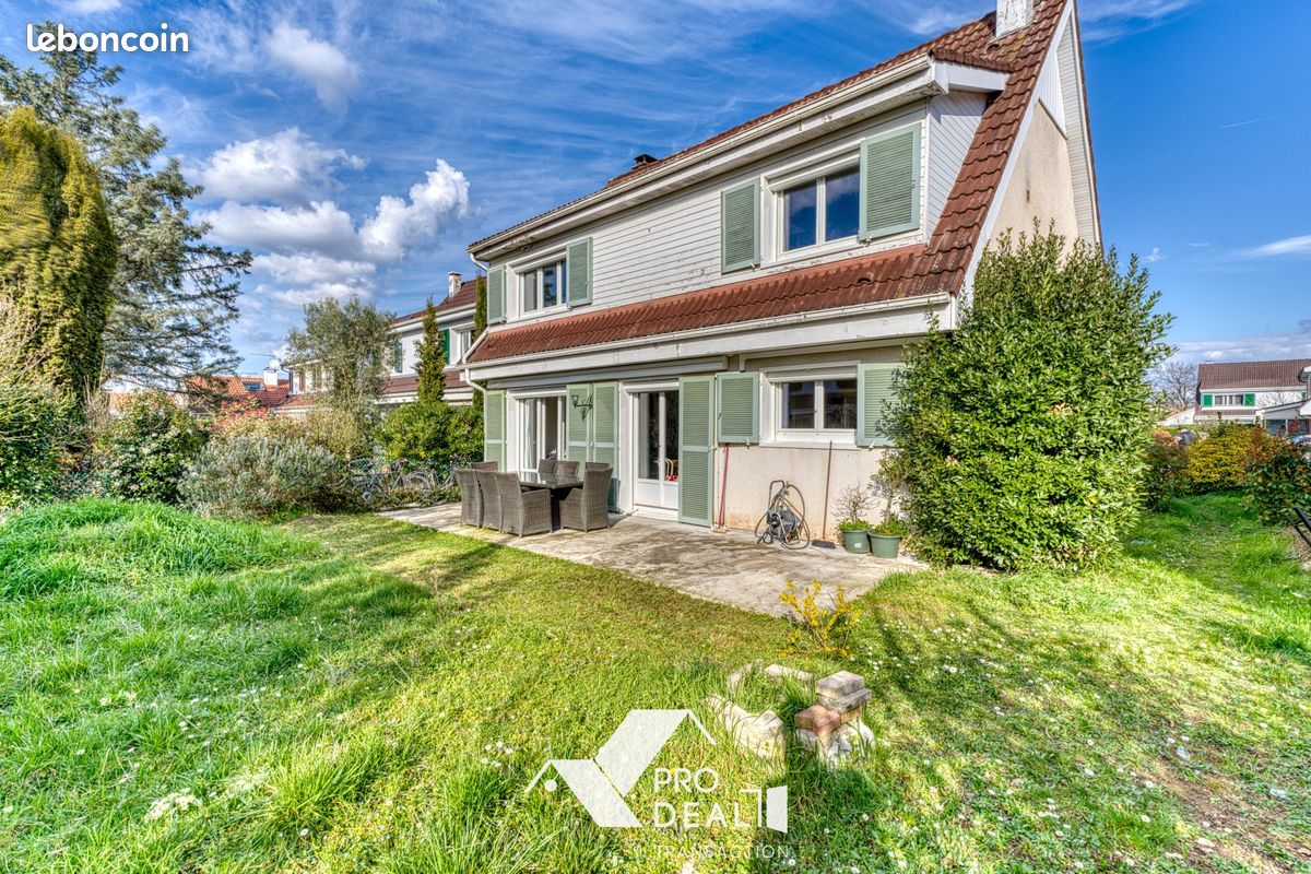 Maison 4 pièces 120 m² · à Meyzieu · 120 m² · 445 000 €