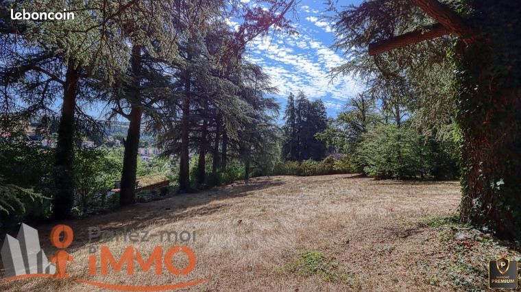 Terrain 1 350 m² Saint Galmier