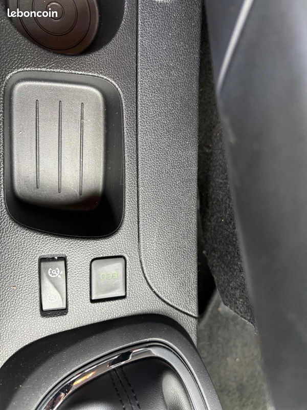 RENAULT CAPTUR 1.2 TCE 120 ENERGY INTENS STOP&START garantie 12 mois (image 21)