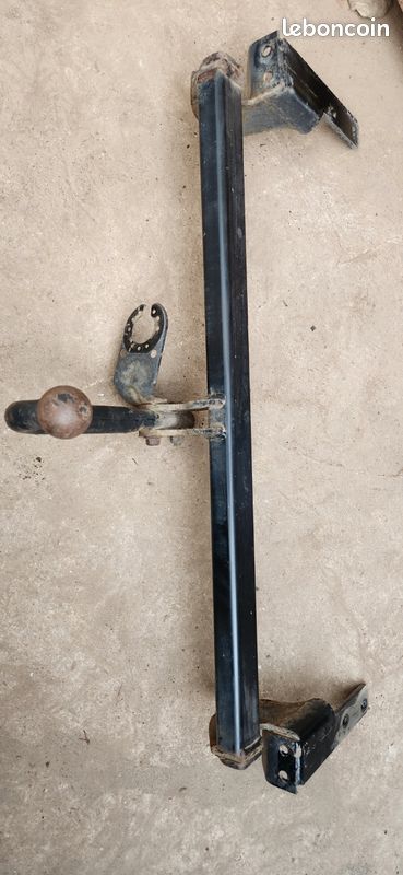 Attache remorque Citroën c4 2008 (image 1)