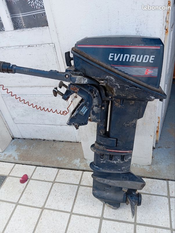 Evinrude 9,9 (image 1)