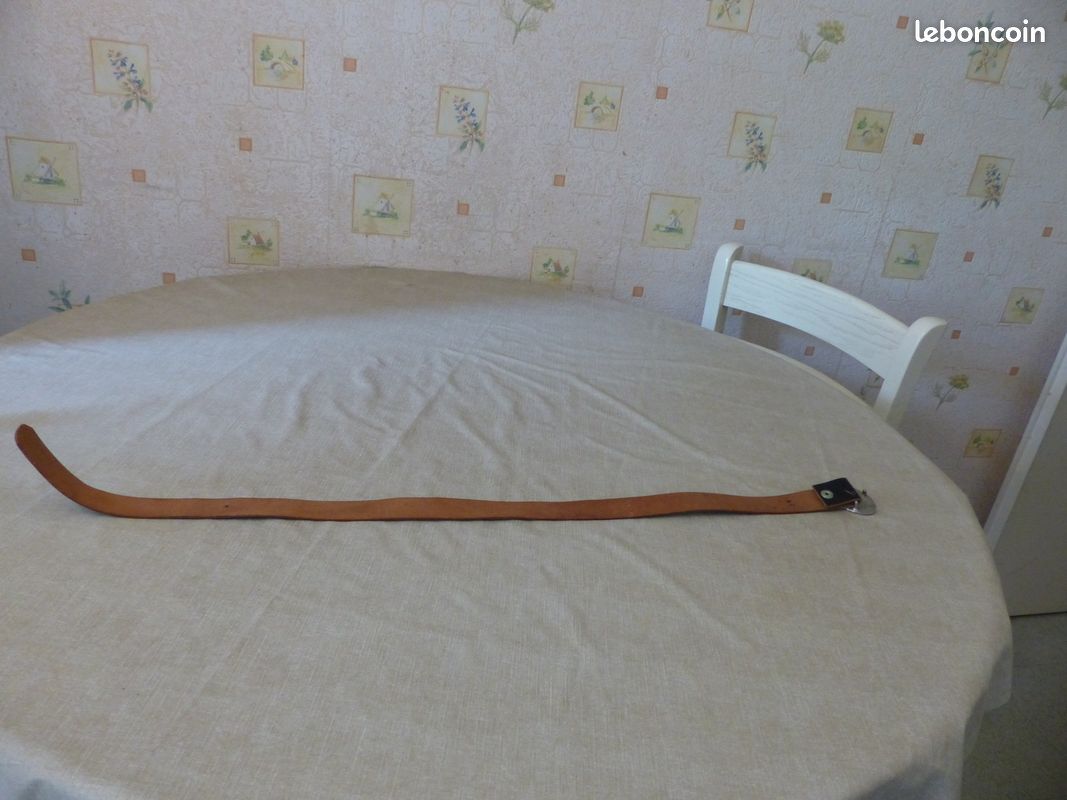 Ceinture en cuir avec boucle motif cheval, H/F, taille 70/28 (83x3 cm), excellent état - Accessoires & Bagagerie