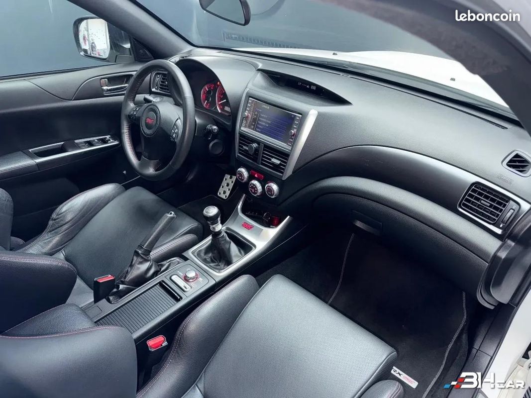 Subaru Impreza 2.5 300 WRX STI AWD (image 23)