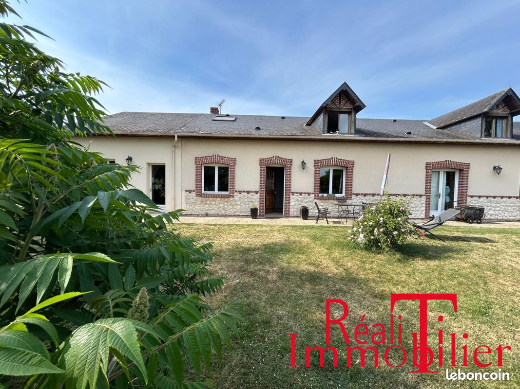 Maison 8 pièces 185 m² · à Duclair · 185 m² · 259 000 €