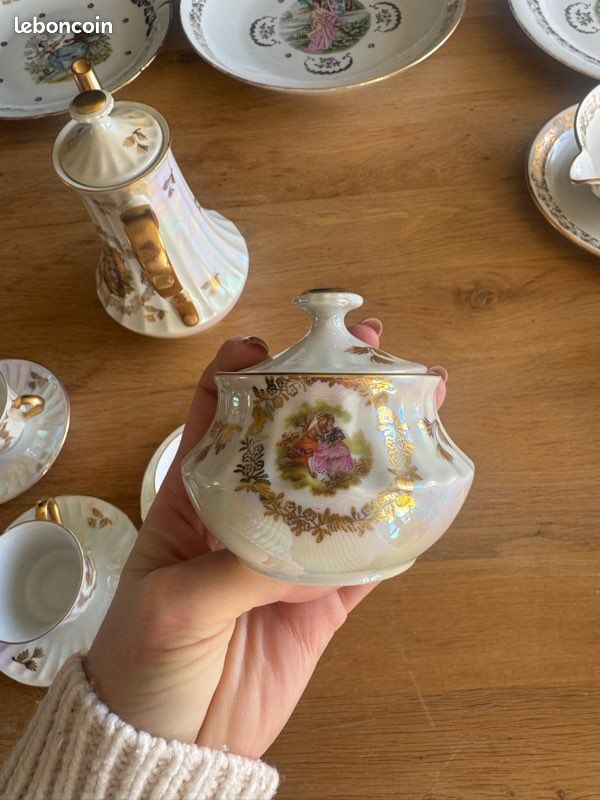 Service à Thé En Porcelaine Bavaria Dorée – Tasse Complète – 1920-1949