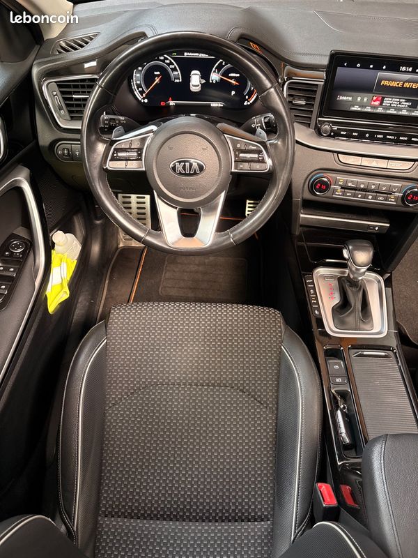 KIA XCEED 1.4 T-GDI 140 LAUNCH EDITION DCT BVA - ATTELAGE - ENTRETIEN COMPLET KIa (image 9)