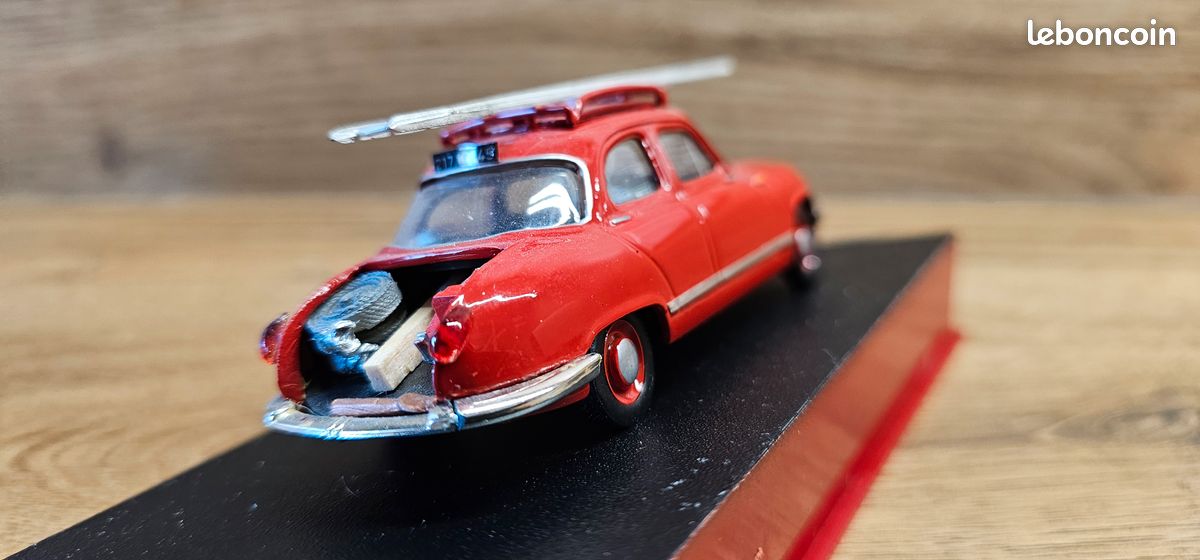 Altaya 1:43 Panhard Dyna Z (Gebraucht) in Reconvilier für CHF 12 – mit