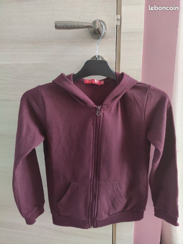 Sweat à capuche (image 4)