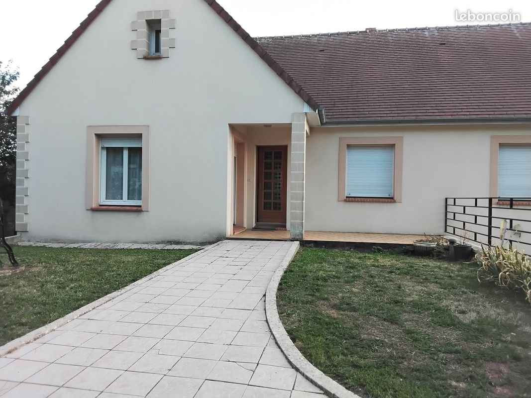 Maison 5 pièces 114 m² · à Brou · 113,7 m² · 240 000 €