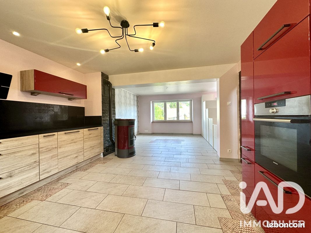 Maison 5 pièces 116 m² · à Hartzviller · 116 m² · 185 000 €