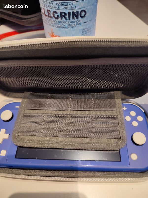 Console portable Nintendo Switch Lite (image 6)