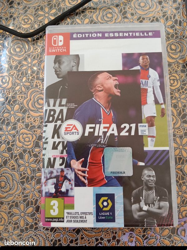 Switch+accessoires+casque gamer+fifa21 édition essentielle (image 2)
