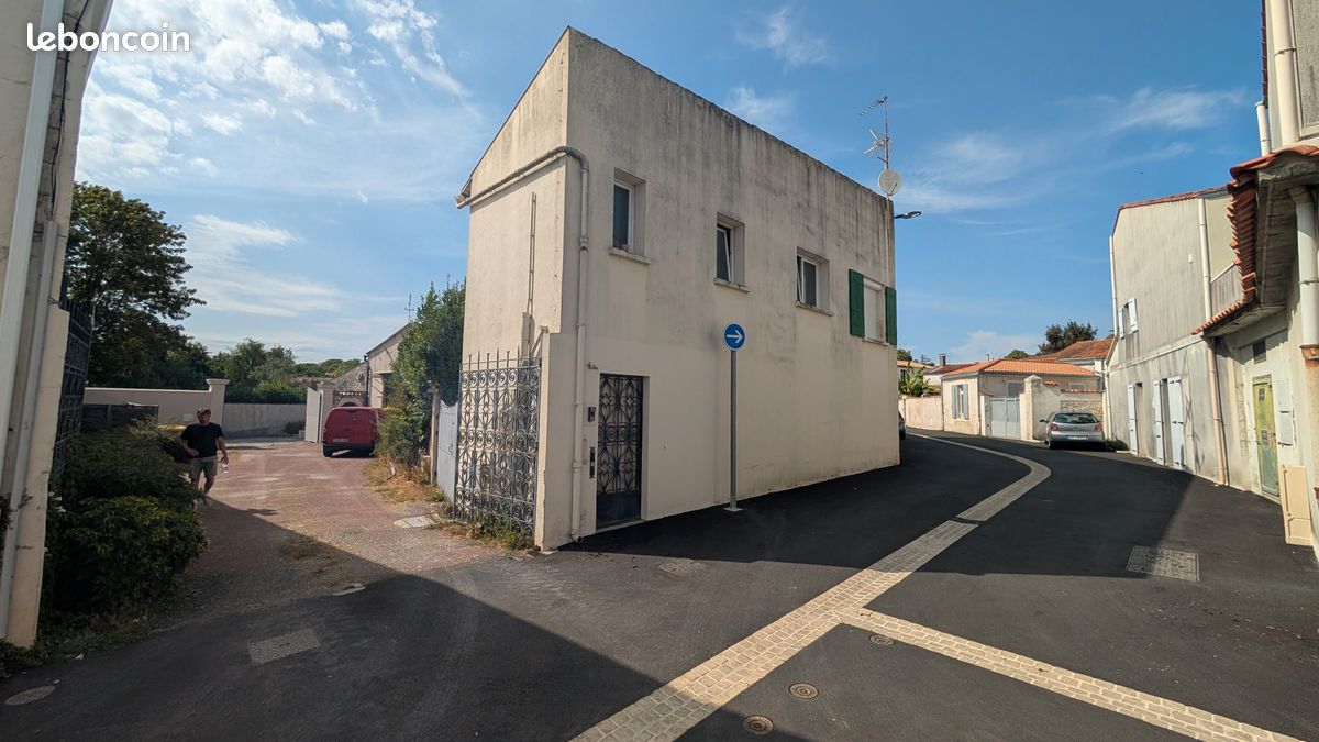 Appartement 4 pièces 91 m² · à Aytré · 91 m² · 240 000 €