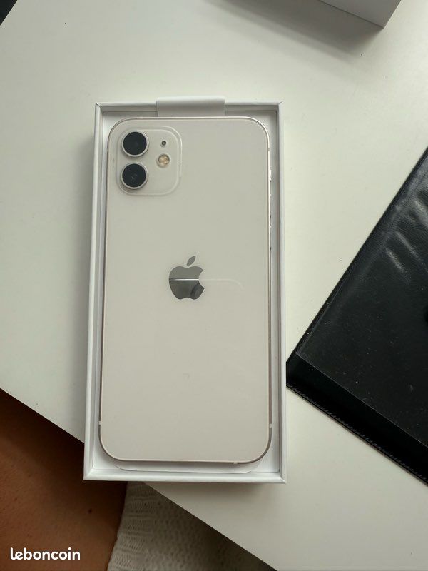 IPhone 12 - 128 go (image 2)
