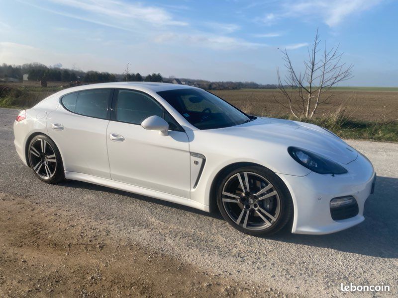 Panamera 4S (image 1)