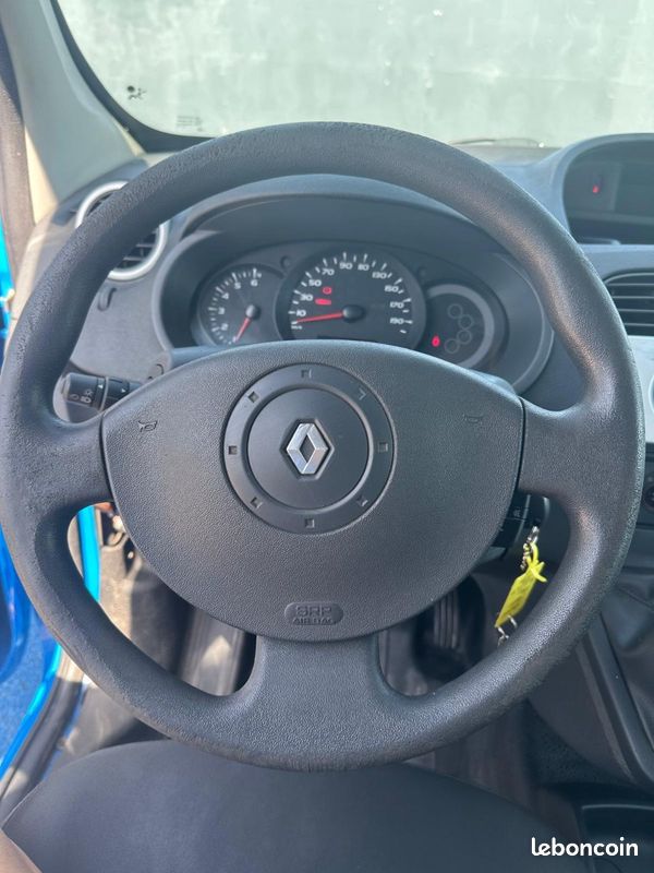 Renault Kangoo Break /Express / RENAULT KANGOO EXPRESS - L1 1.5 DCI 70 ECO2 GENERIQUE (image 22)