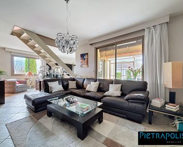 Maison 625 000 € - 190 m²
