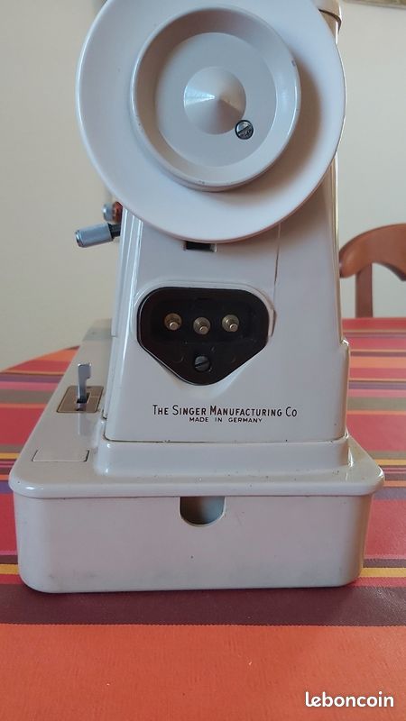 Machine a coudre Singer 401 G (image 5)
