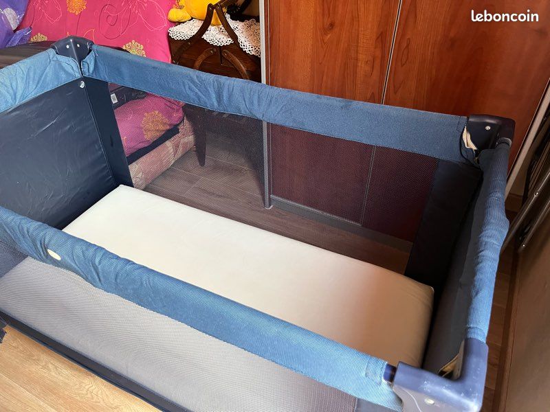 Lit bébé pliable (image 4)