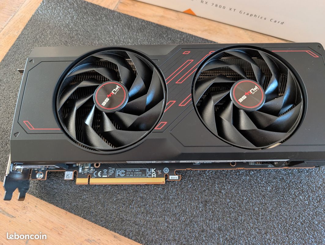 Carte Graphique GIGABYTE AMD Radeon RX 7800 XT – Ouverte Mais Jamais Utilisée