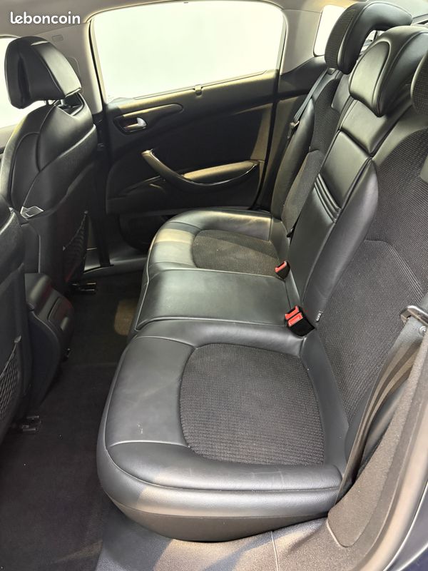 CITROËN C5 2.0HDi 140ch Exclusive 100.757km Superbe état (image 10)