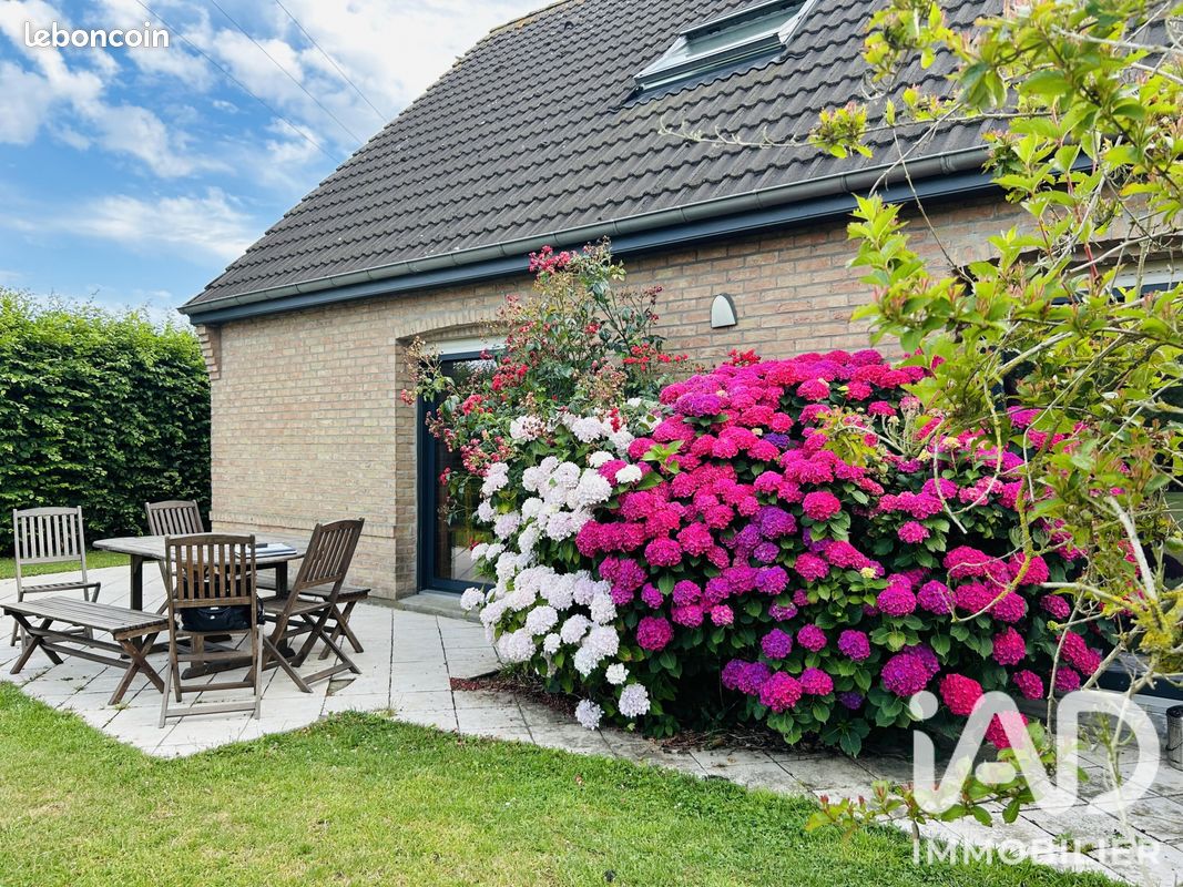 Maison 5 pièces 107 m² · à Wicres · 107 m² · 415 000 €