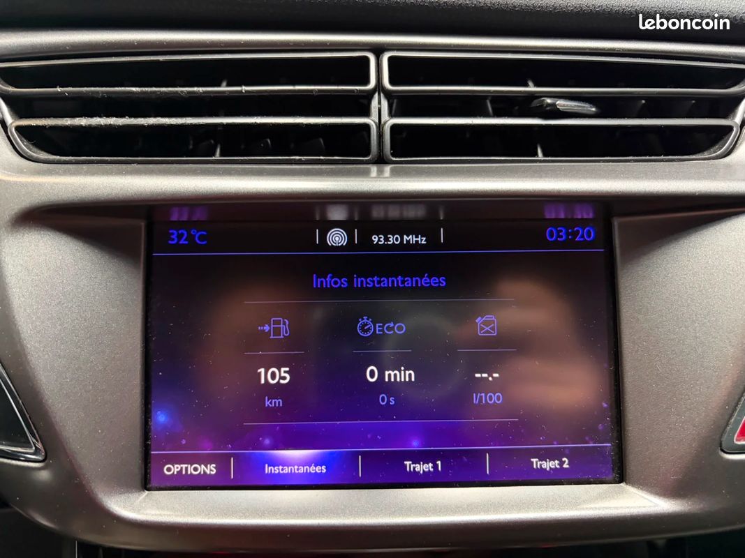 DS DS 3 BlueHDi 120 S&S BVM6 So Irrésistible EDITION INES DE LA FRESSANGE (image 26)