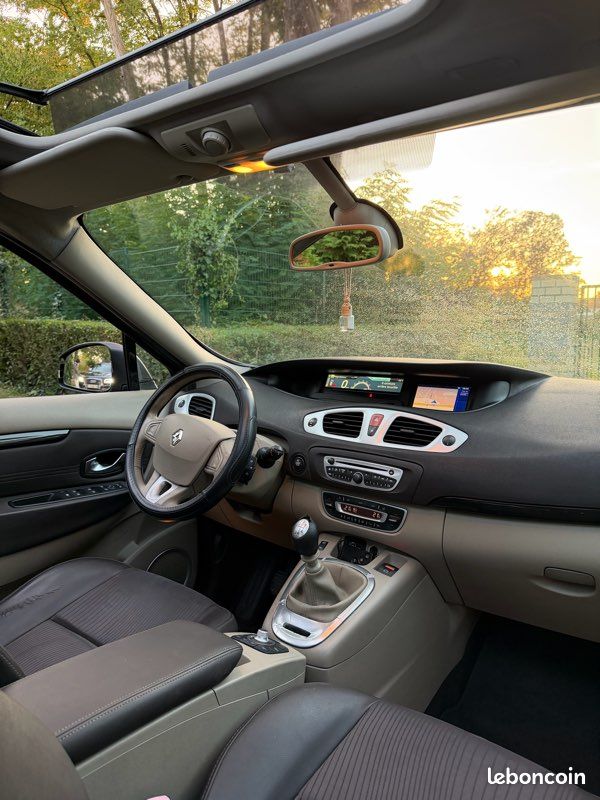 Renault Scenic 1.9 dCi 130CV CT Ok (image 2)