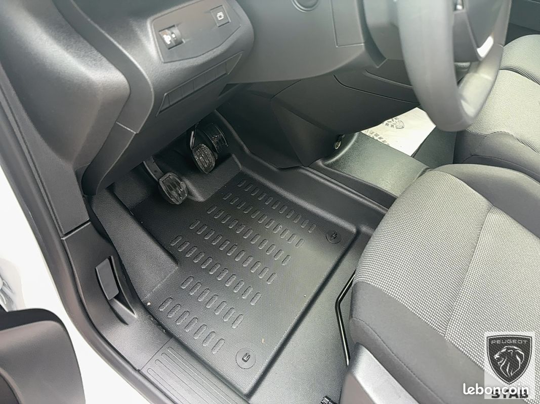 Peugeot PARTNER III FOURGON M 650KG 1.5 BLUEHDI 100 (image 25)