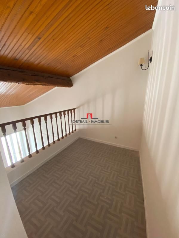 Appartement 3 pièces 103 m² - Blaye 33390 (image principale 2)