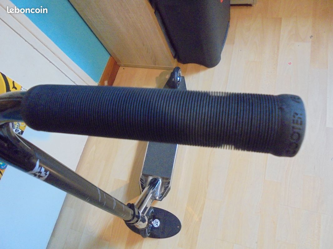 Trottinette freestyle Scoot 2 Street X VERSATYL + support (image 10)