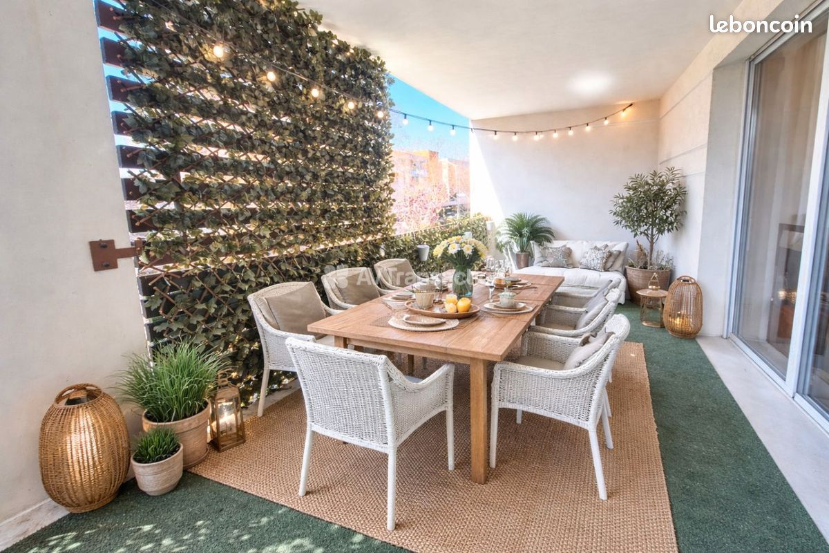 Appartement 4 pièces 80 m² · à Vaulx-en-Velin · 80 m² · 220 000 €