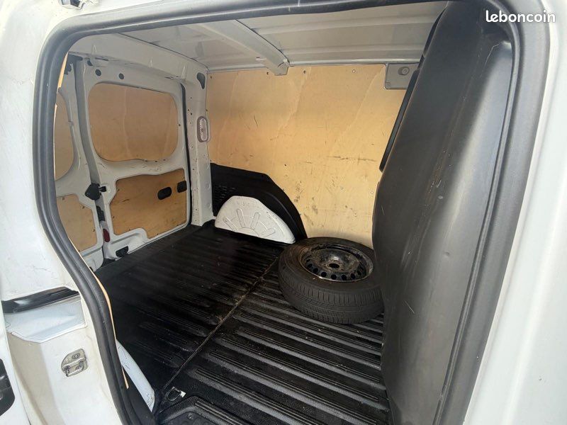Renault Kangoo 1.5 bluedci Grand Confort (image 7)