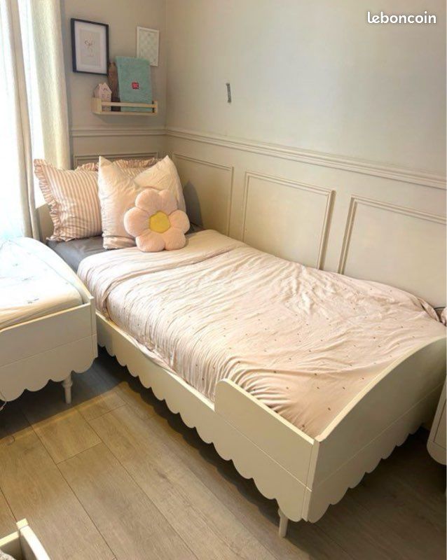 Lit, enfants, fille, quatrième, 90 × 200 cm en bois, couleur crème (image 1)