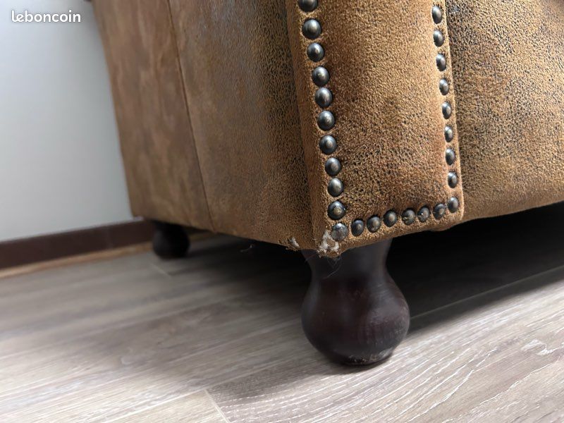 Canapé chesterfield (image 5)