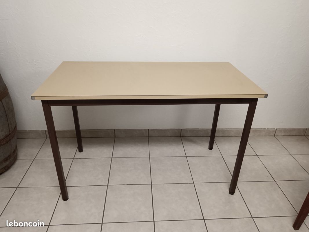 Table d'appoint (image 1)