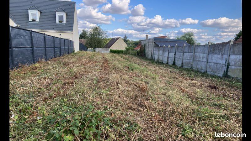 Terrain à bâtir · à Montreuil-sur-Brêche · 42 000 €