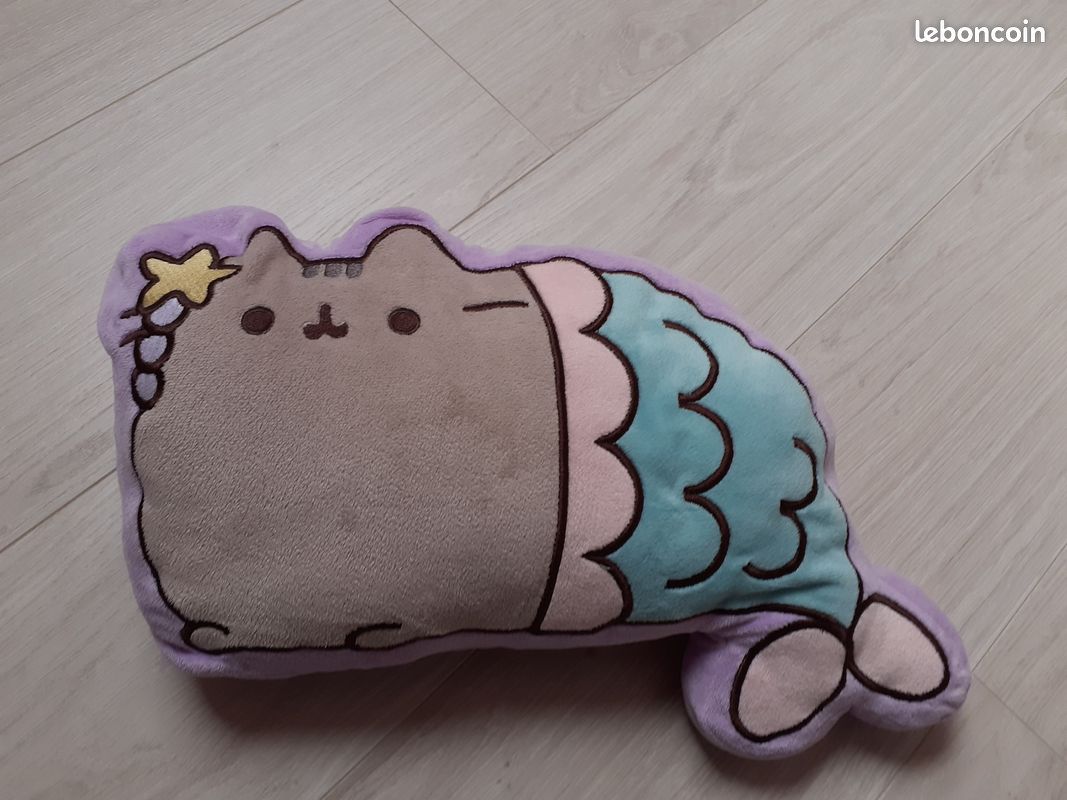 Coussin Pusheen (image 1)