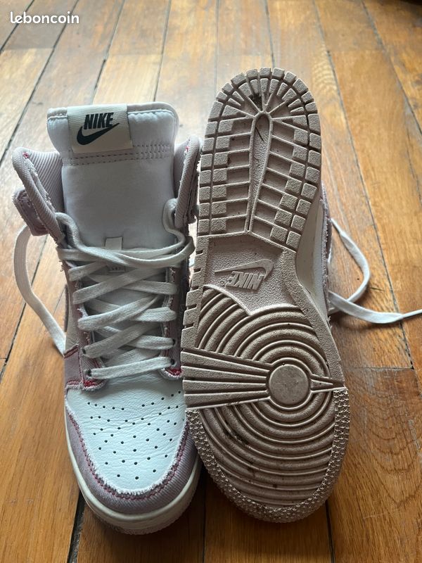 Baskets Nike taille 37,5 blanc rose montantes (image 4)