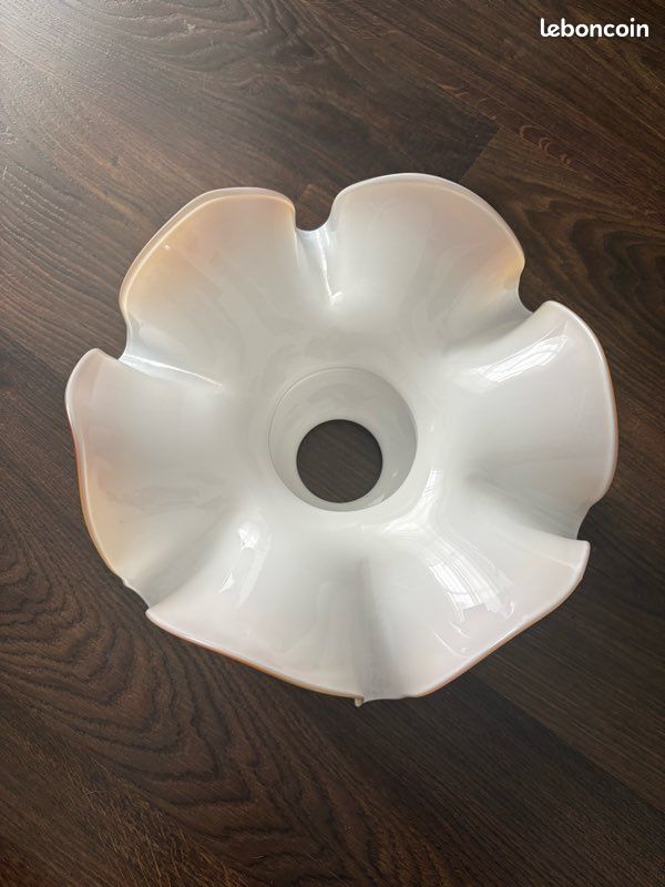 🌟 Abat-jour en opaline – Verre festonné irisé – Dégradé orange blond – Vintage – Très bon état (image 6)