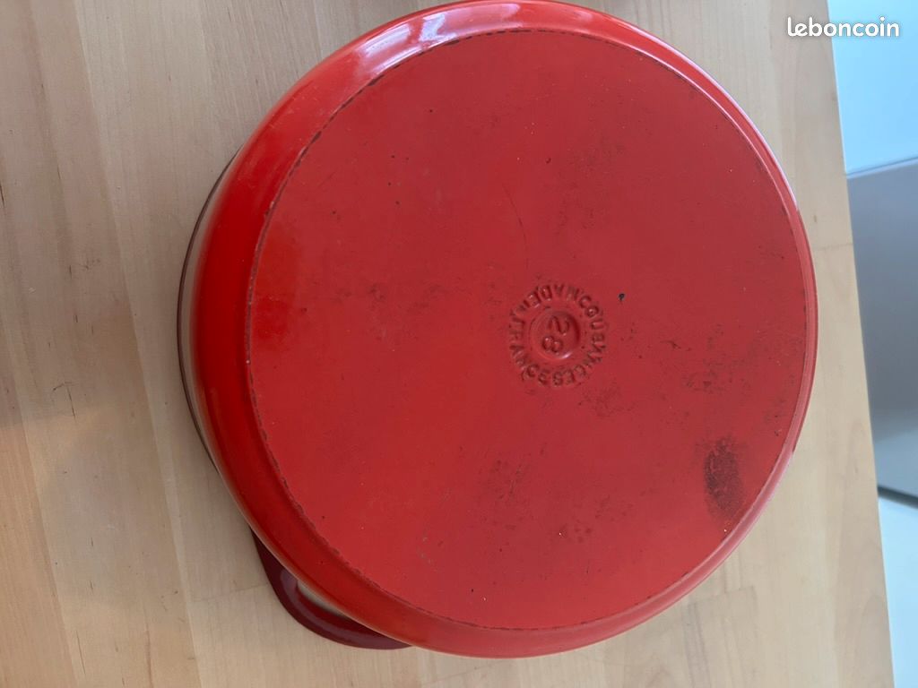 Cocotte en Fonte, Marmite en Fonte Émaillée Ovale (29cm,5.5L),Casserole