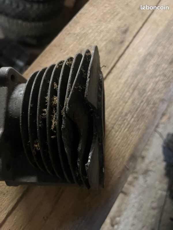 Un cylindre pour moteur Amc à (image 3)