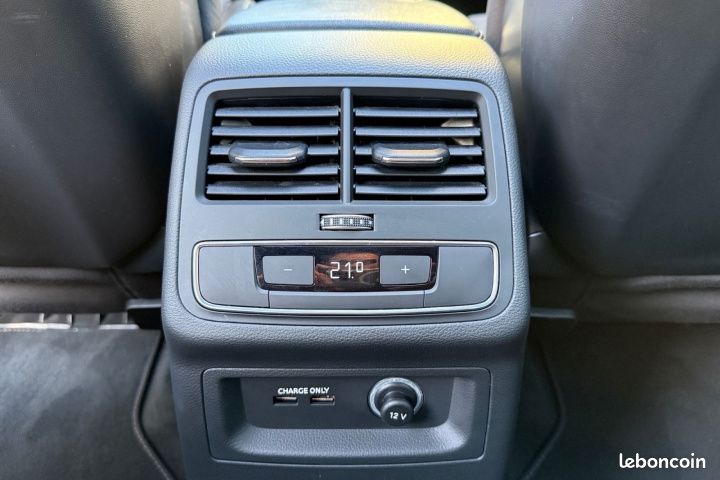 AUDI RS4 AVANT V6 2.9 TFSI 450 ch Tiptronic 8 PACK BLACK (image 19)