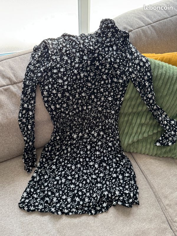 Pimkie Robe Robe Ã Fleurs Longue Robe Noire à Fleurs Blanches